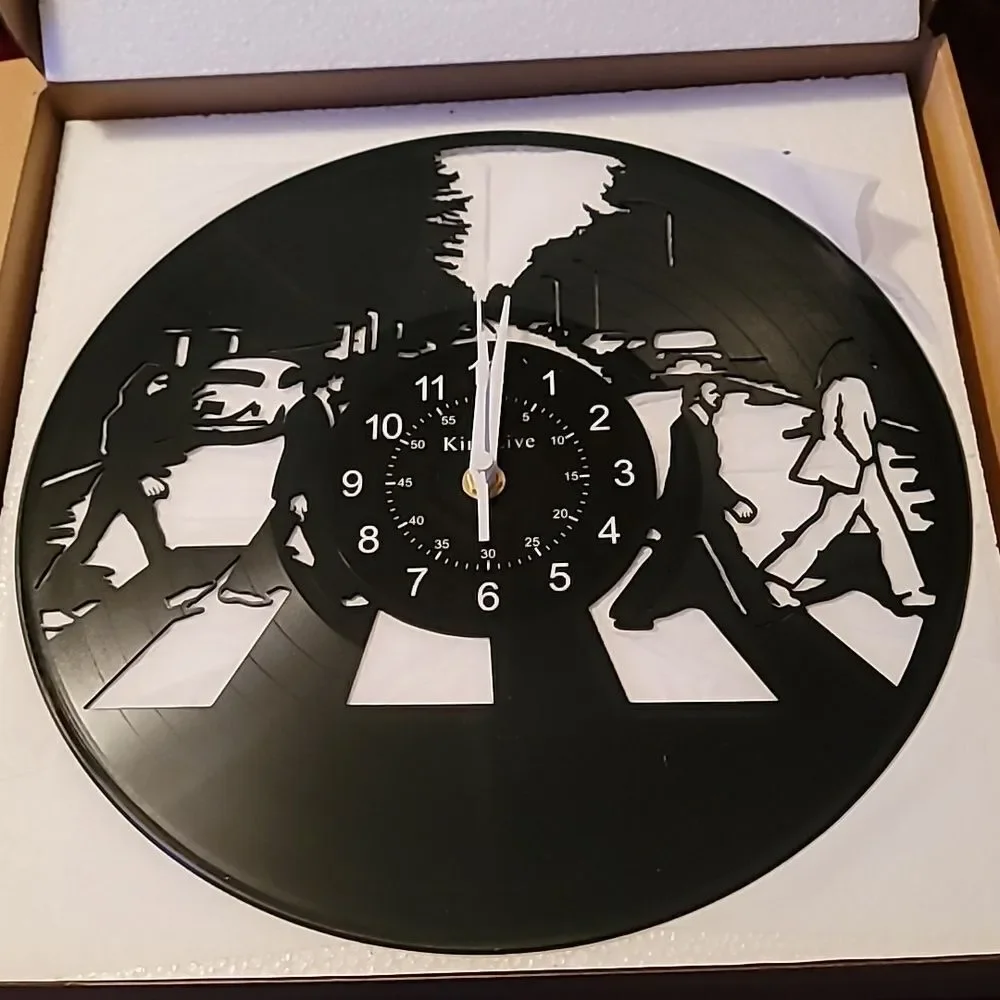 NEW Beatles Abbey Rd Vinyl Record Album Carved Wall Clock John Paul Ringo George
